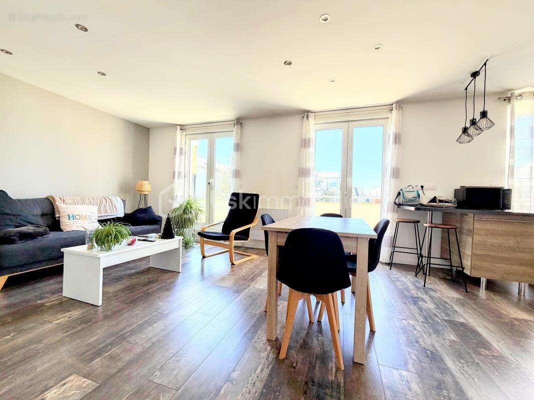 Appartement à CORMONTREUIL