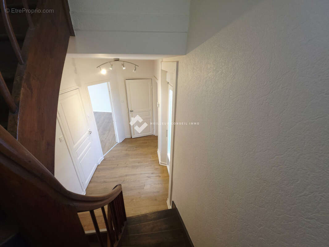 Maison 104 m² à Ploeuc-Sur-Lie  - photo 8