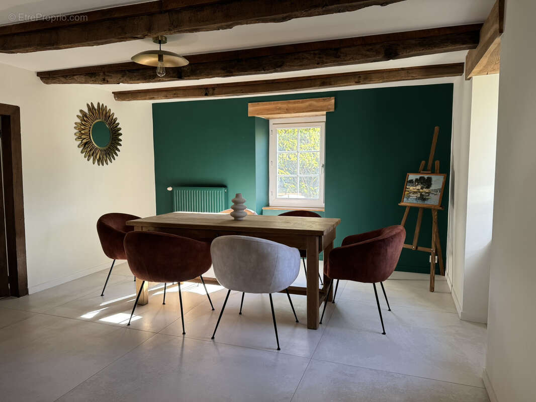 Maison à SAINTE-RADEGONDE