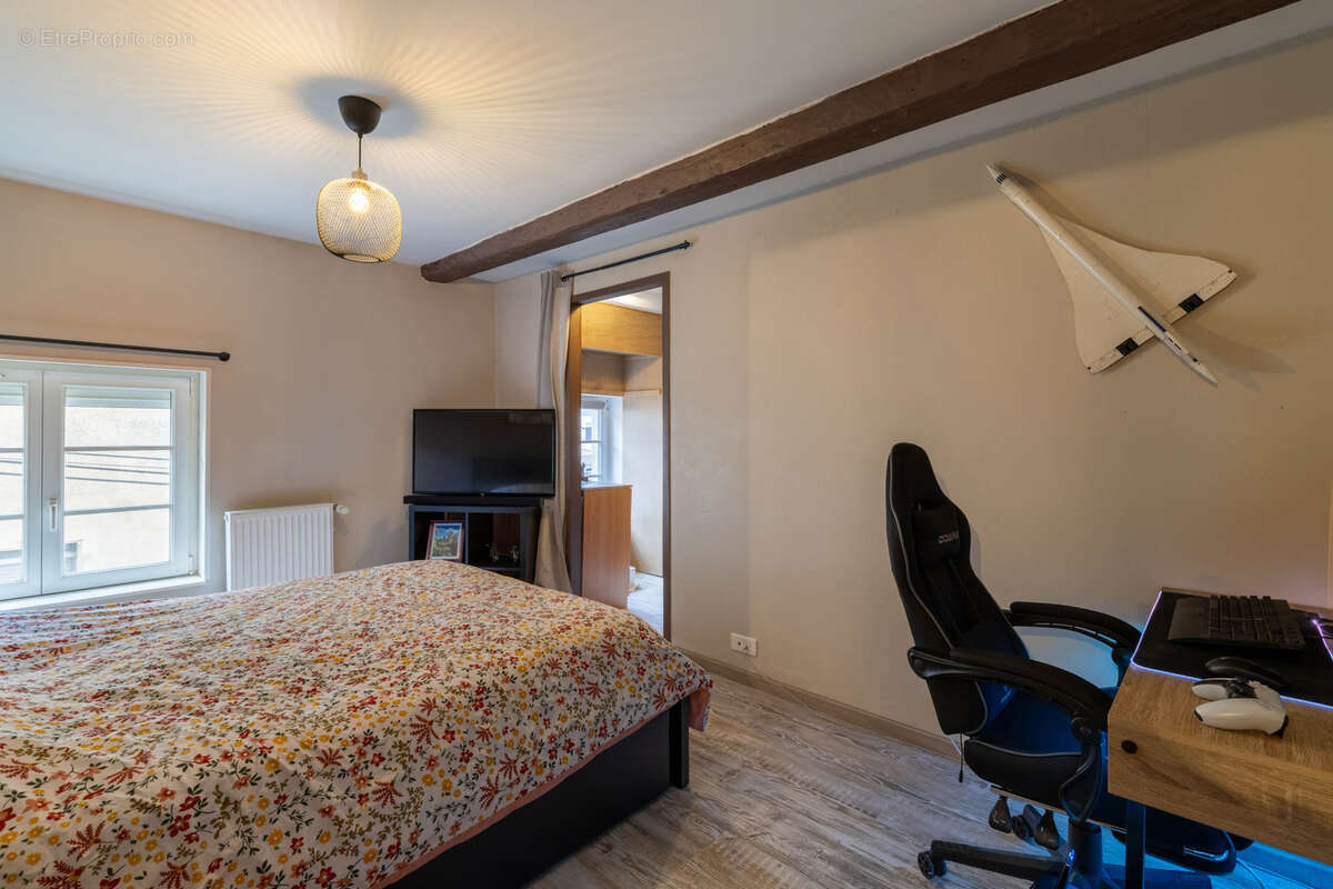 Appartement à NOVEANT-SUR-MOSELLE