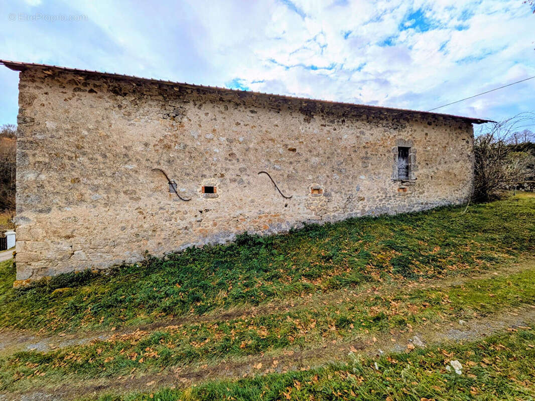 Autre à SAINT-MAMET-LA-SALVETAT