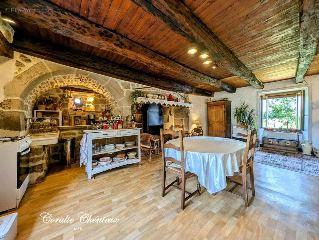 Photo 2 - Maison à BASSIGNAC