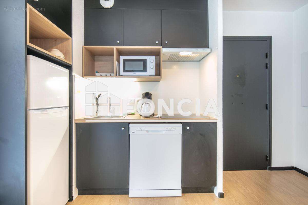 Vente - Appartement en résidence services - 3 pièces - 52,38 m² - photo 10