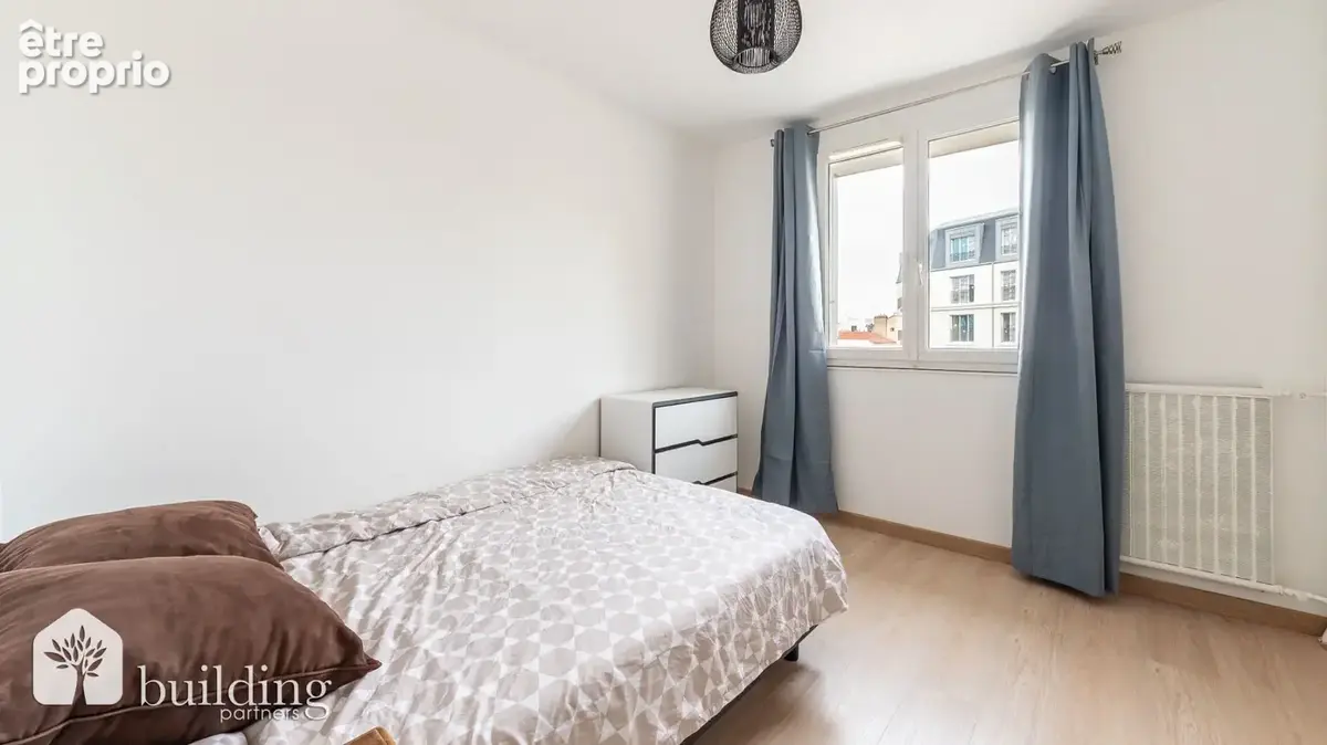 Courbevoie Kilford/Gare - Appartement 4 pièces de 81m² et 4 m² de balconnet - photo 7