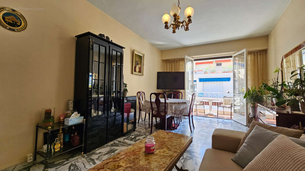 Appartement à NICE