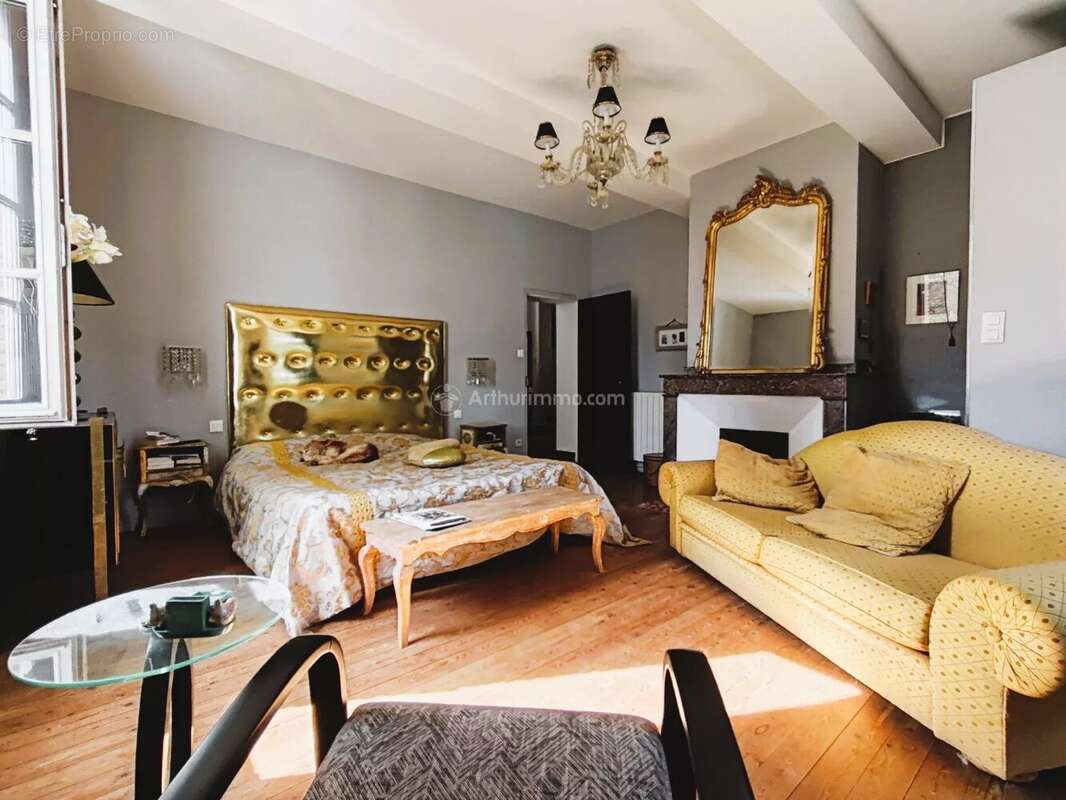 Maison à LISLE-SUR-TARN