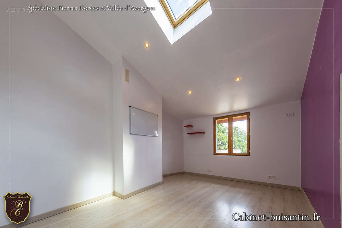 Maison à SAINT-VERAND