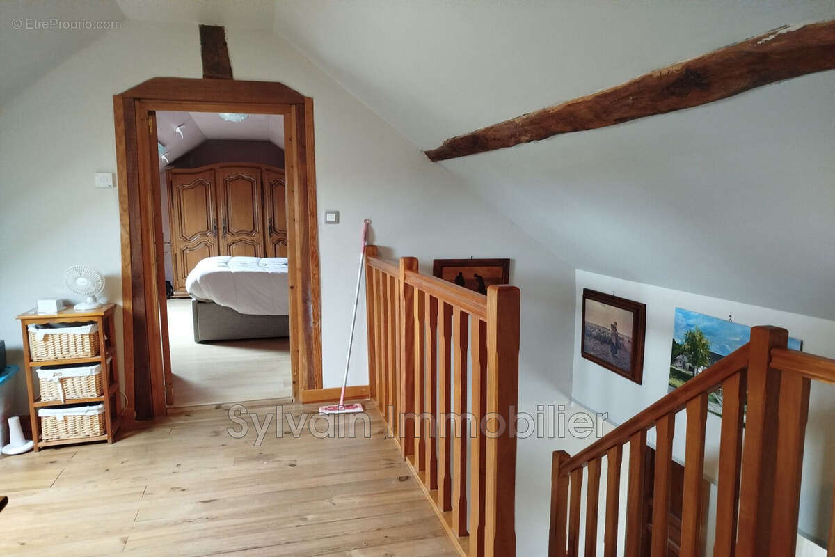 Maison à LA FEUILLIE