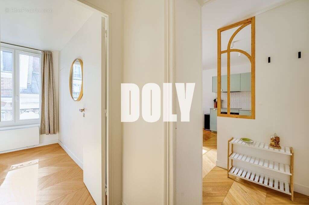 Appartement à PARIS-10E