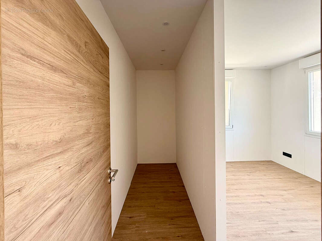 Appartement Ecole Valentin 3 pièce(s) 71.15 m2 - photo 6