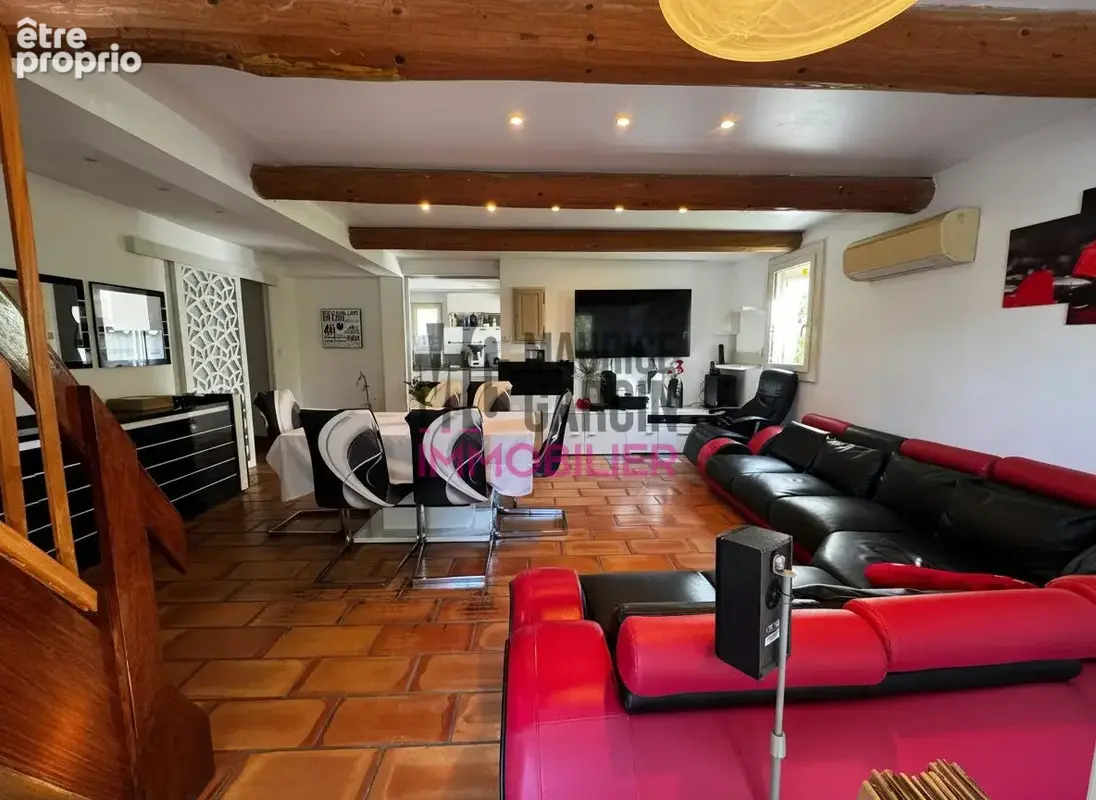 Maison 8 pièces 187 m² à vendre à Orange (84100) - photo 2