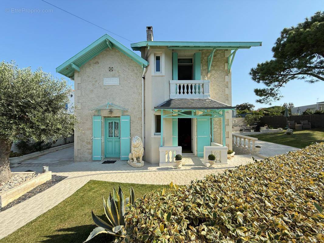 Maison à SAINT-PALAIS-SUR-MER