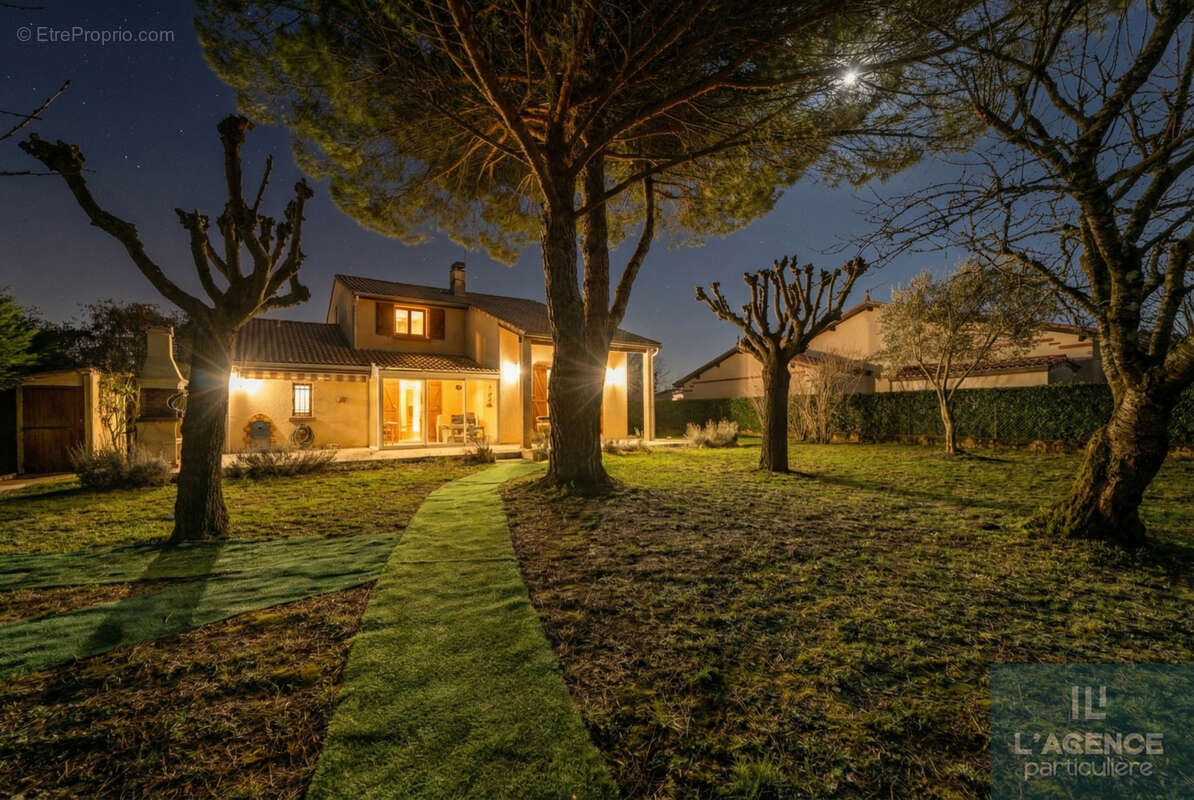 Maison à CASTANET-TOLOSAN
