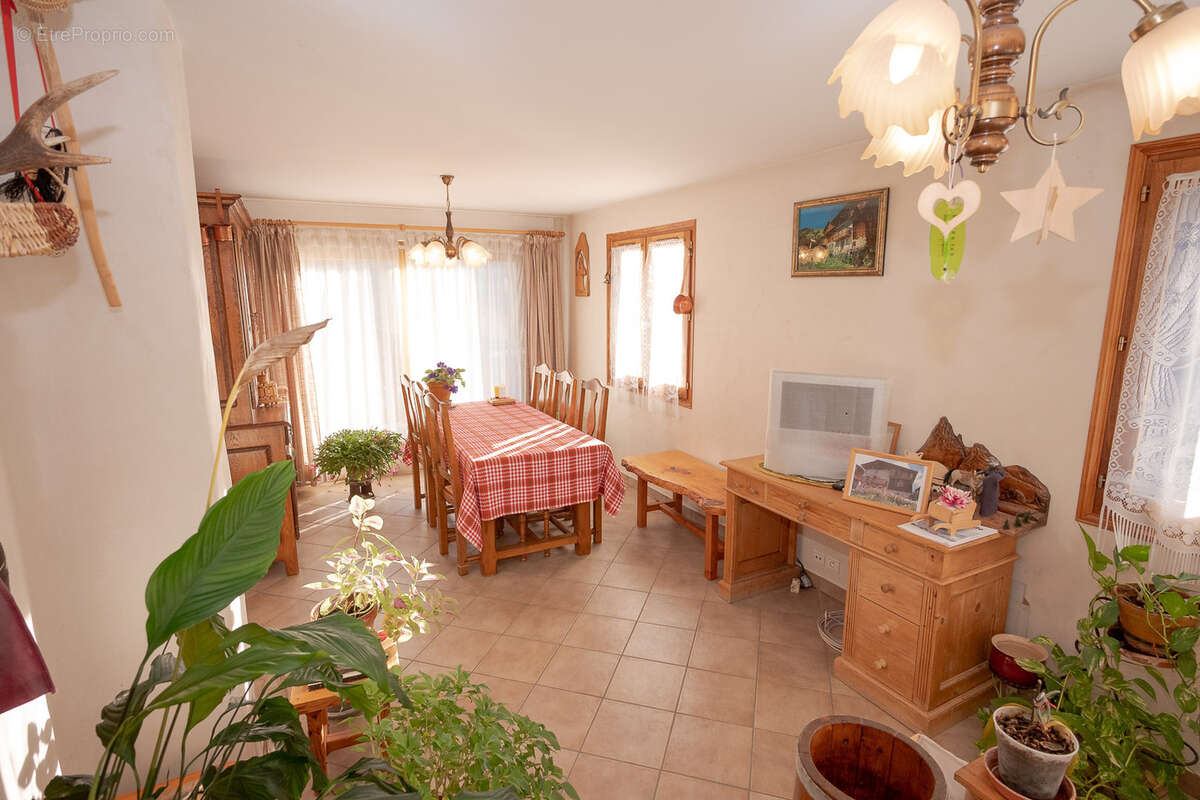 Maison à SALINS-LES-THERMES