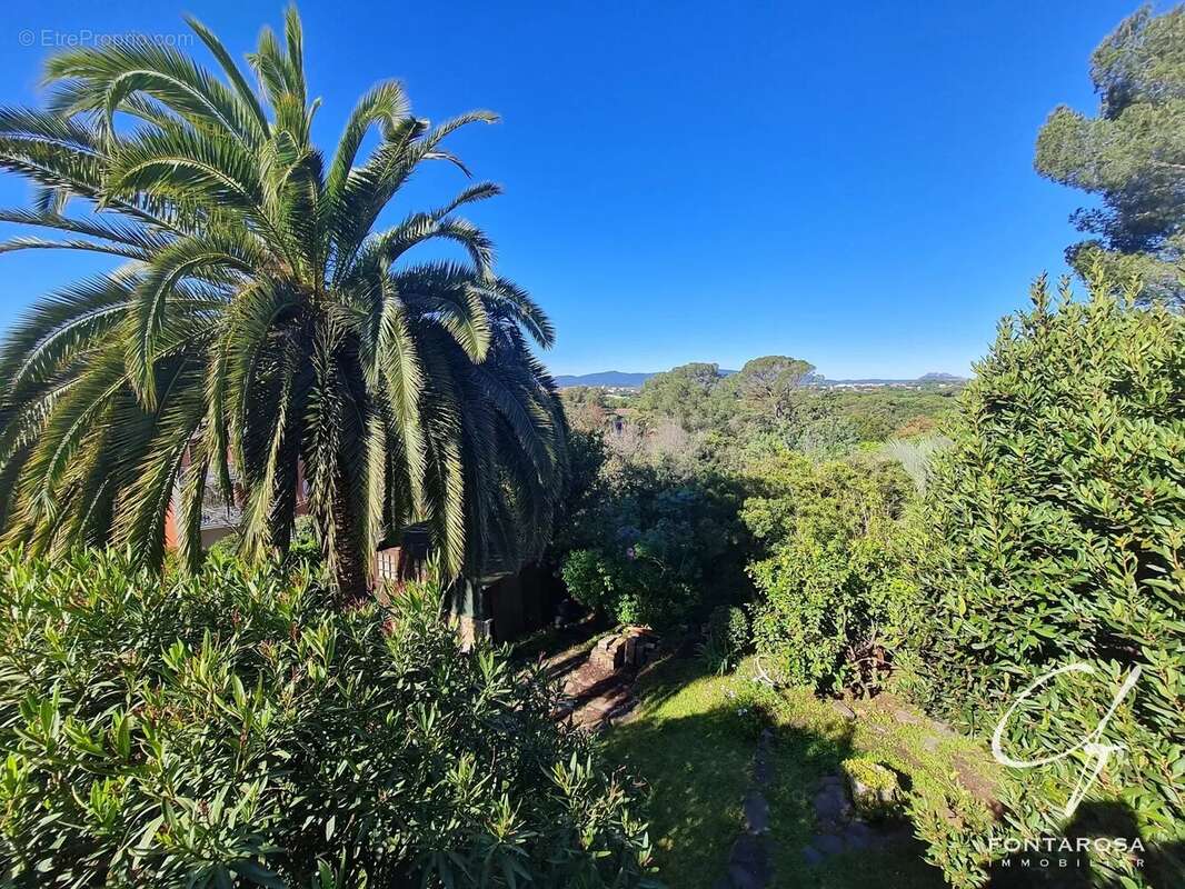 Maison à SAINT-RAPHAEL