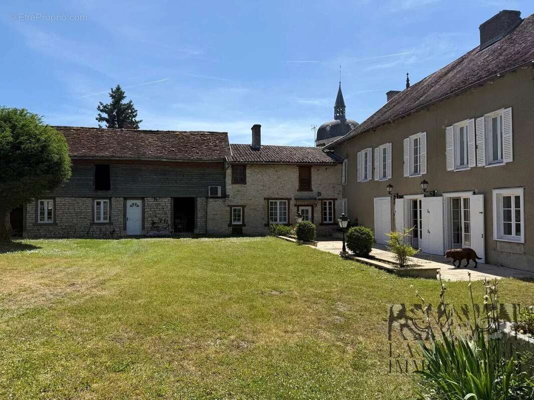 Maison à DIENVILLE