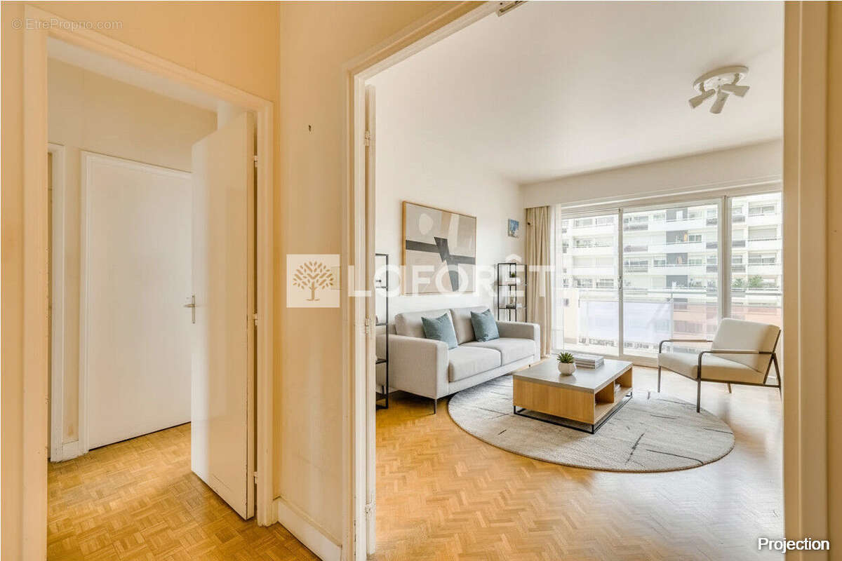 Appartement à PARIS-15E