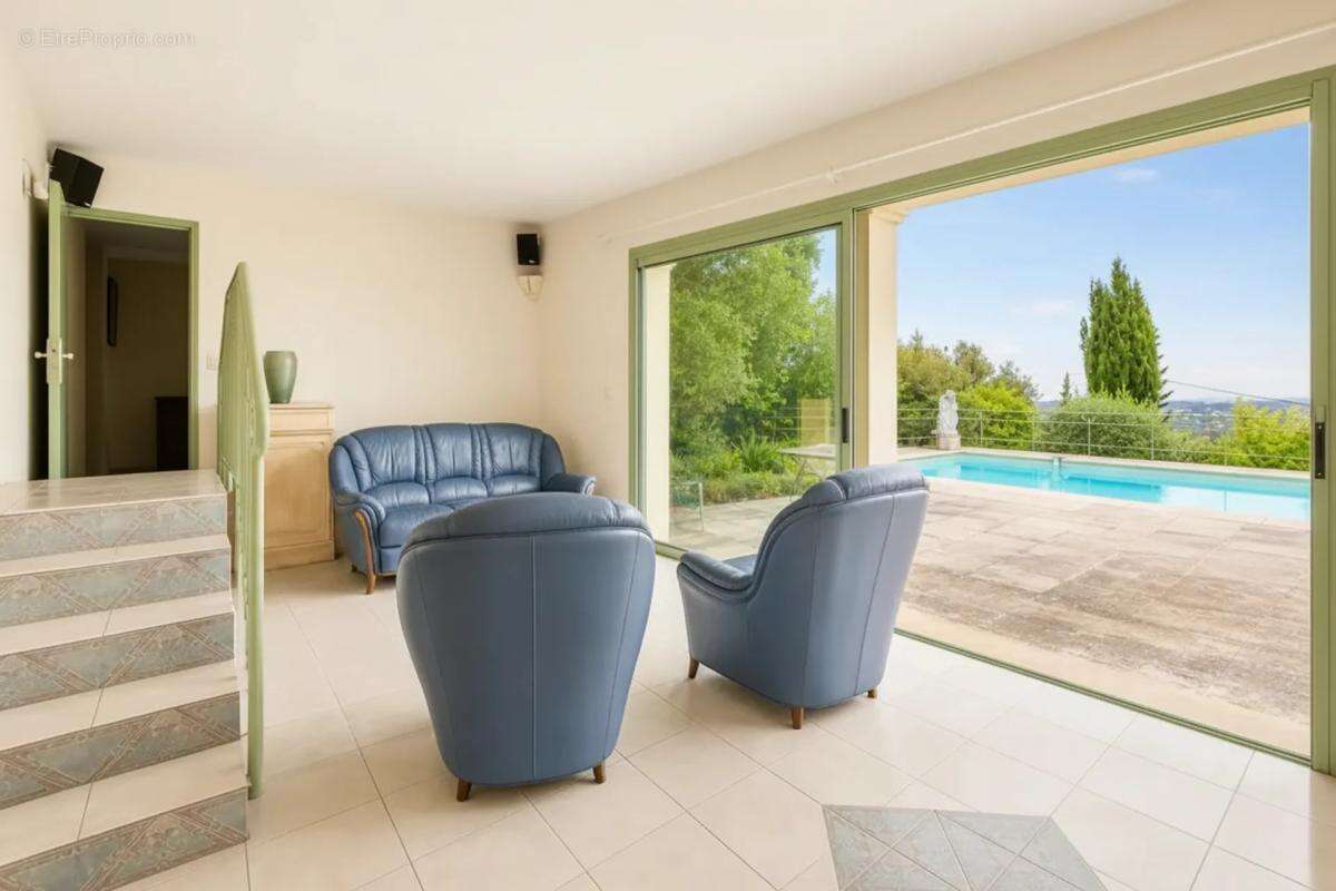 Villa avec piscine, vue sur collines, mer et lac + maison d'amis - photo 21