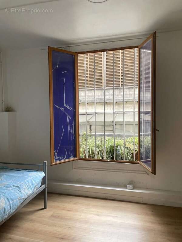 Appartement à PARIS-10E