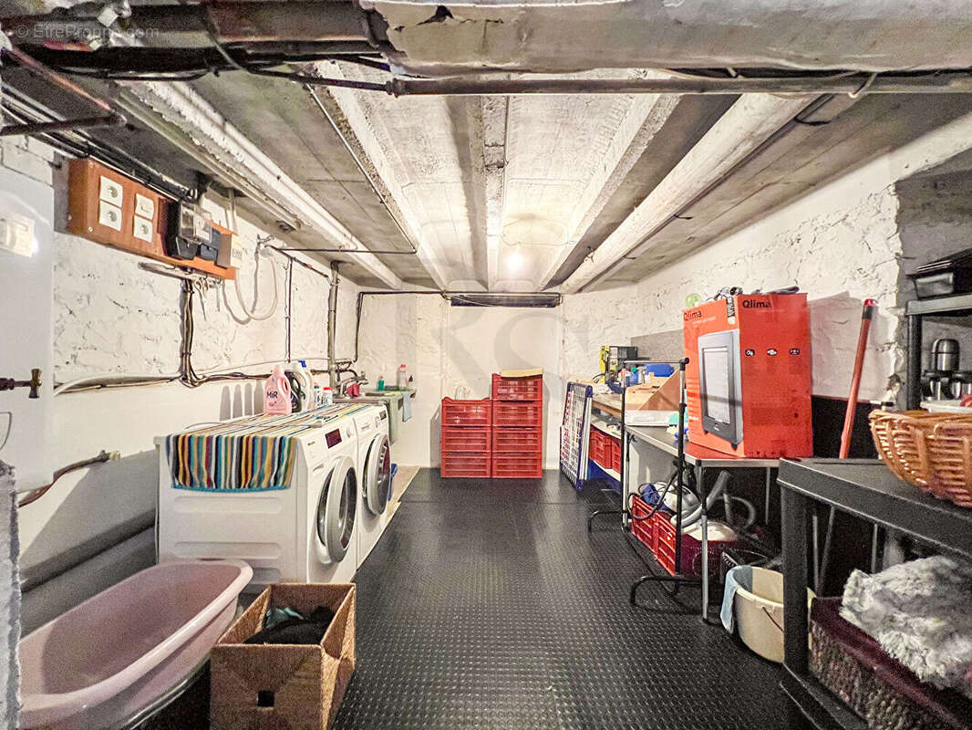 Maison à CONDE-SUR-NOIREAU