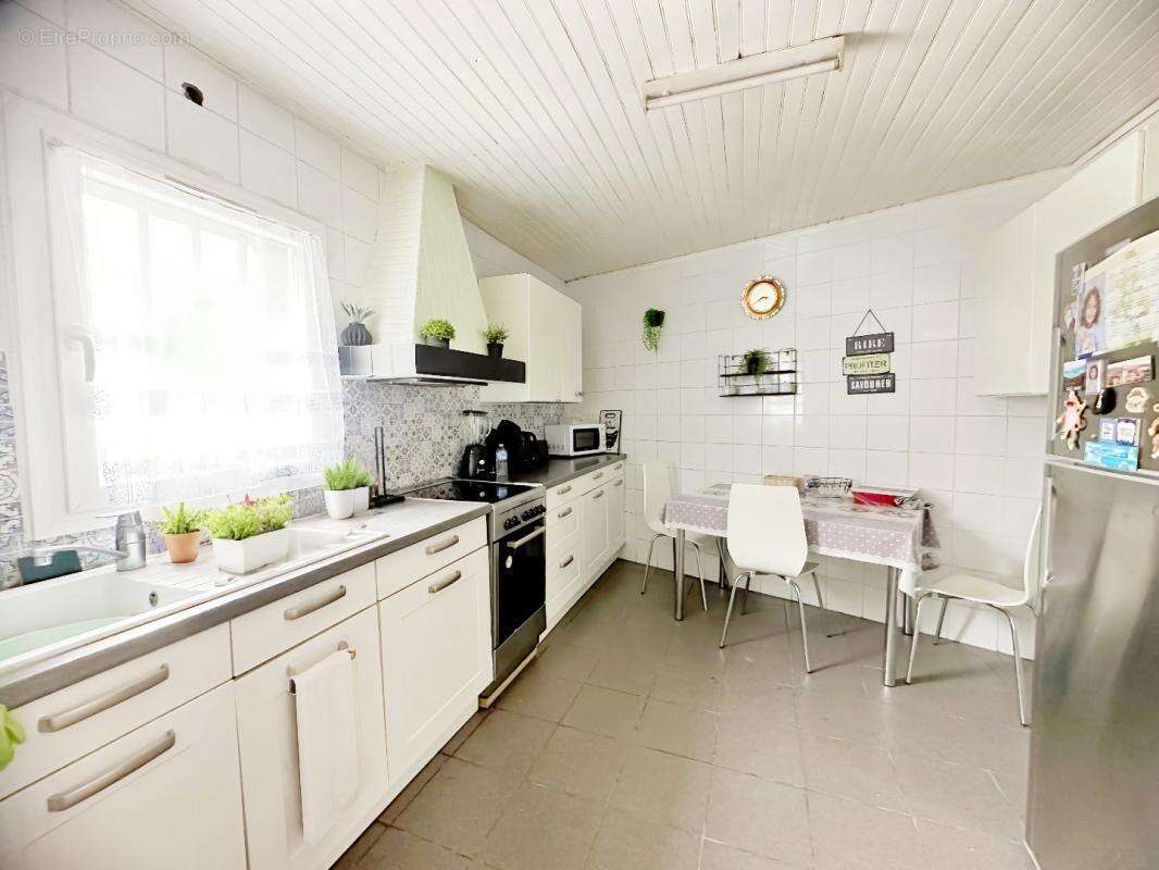 Maison à VILLETANEUSE