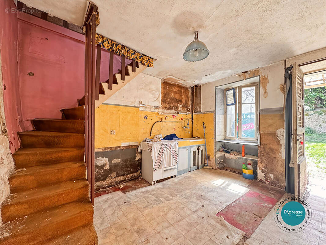 Maison à MENNECY