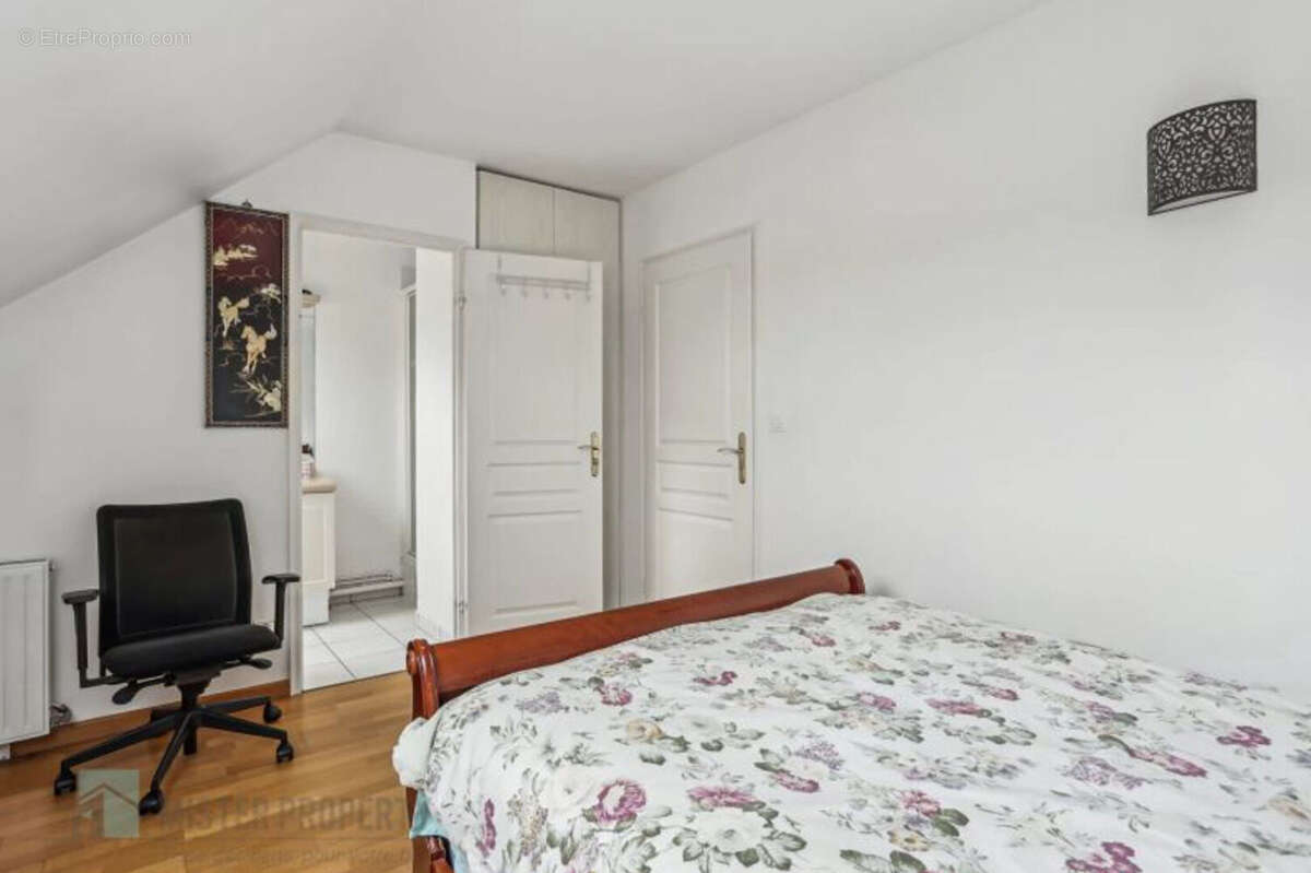 Appartement à MAISONS-LAFFITTE