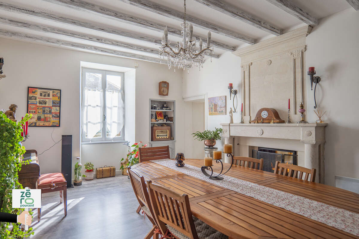 Maison à BOUILLE-COURDAULT