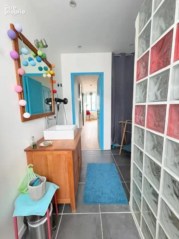  Coup de cœur atypique : Propriété de caractère de 125 M² en plein cœur du bourg de Batz-sur-Mer avec une gesthouse de 30 m² - photo 9