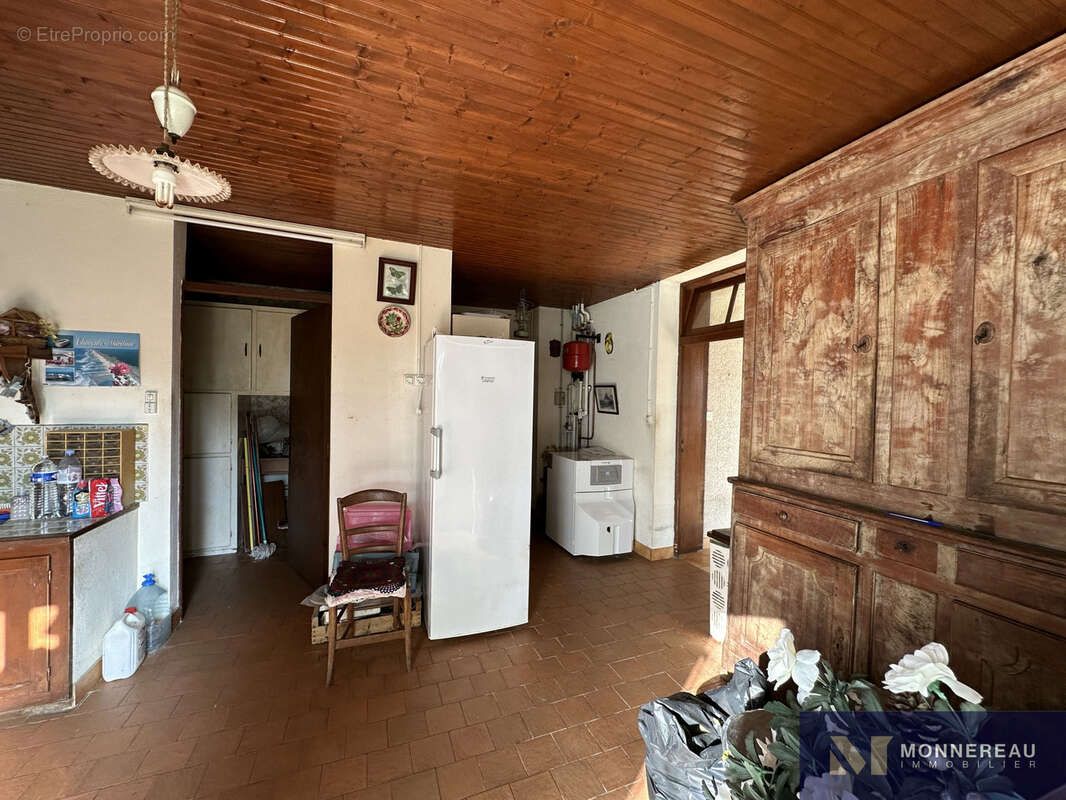 Maison à BRIE-SOUS-BARBEZIEUX