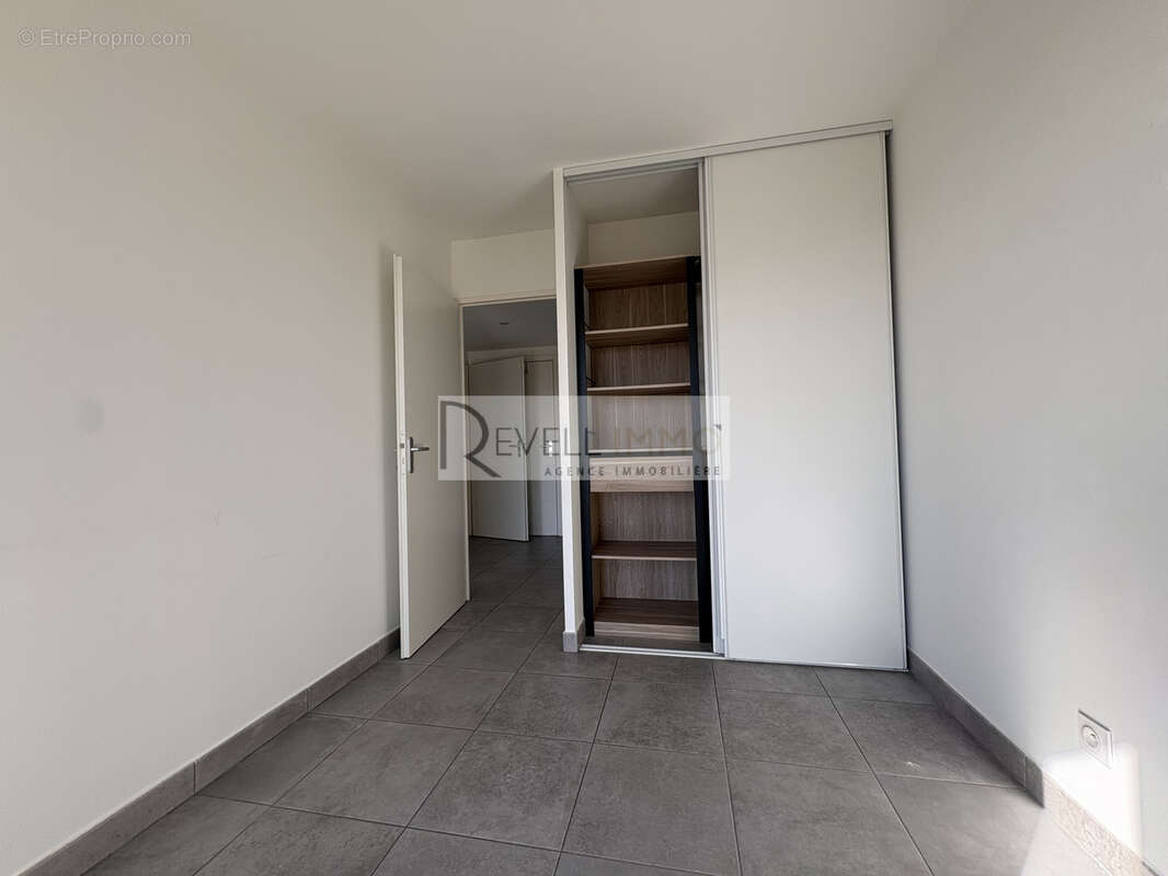 Appartement à GATTIERES