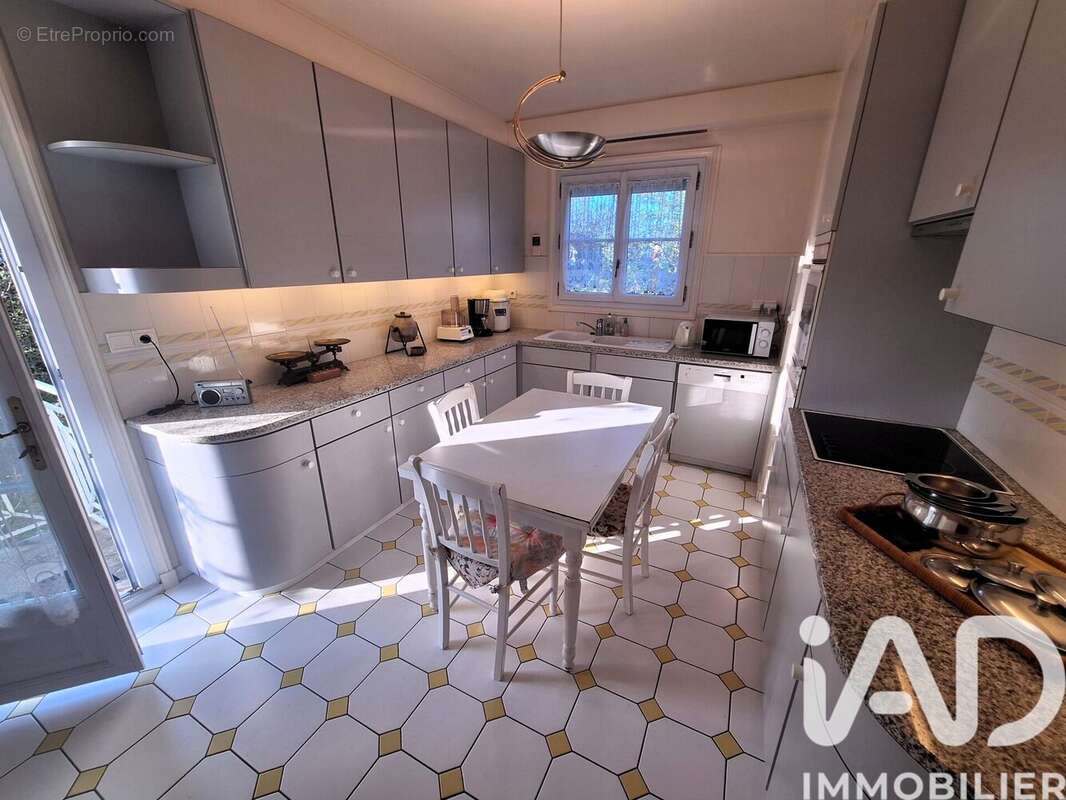 Photo 5 - Maison à MONTLHERY