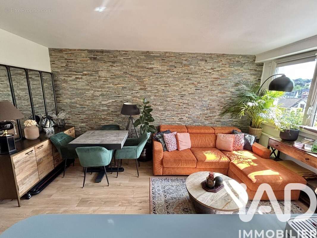 Photo 2 - Appartement à L'ISLE-ADAM