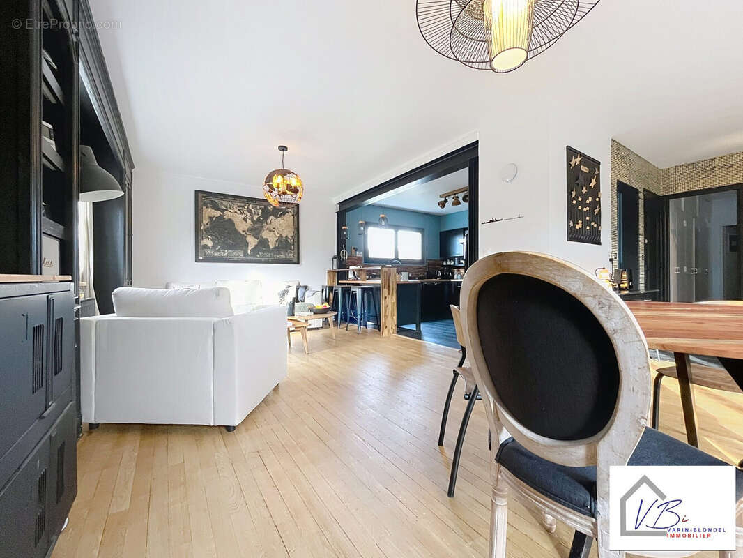 Maison à LILLEBONNE