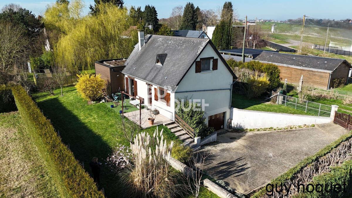 Maison à BERNAY