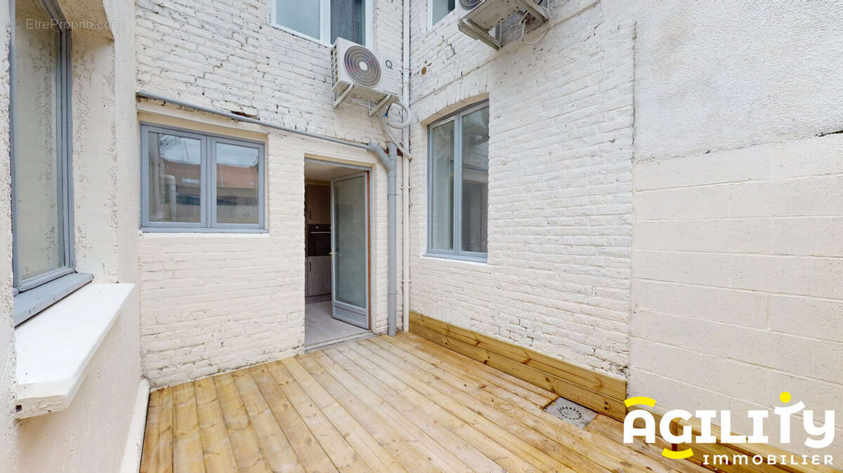 Appartement 62 m² à Saint-Amand-Les-Eaux  - photo 2