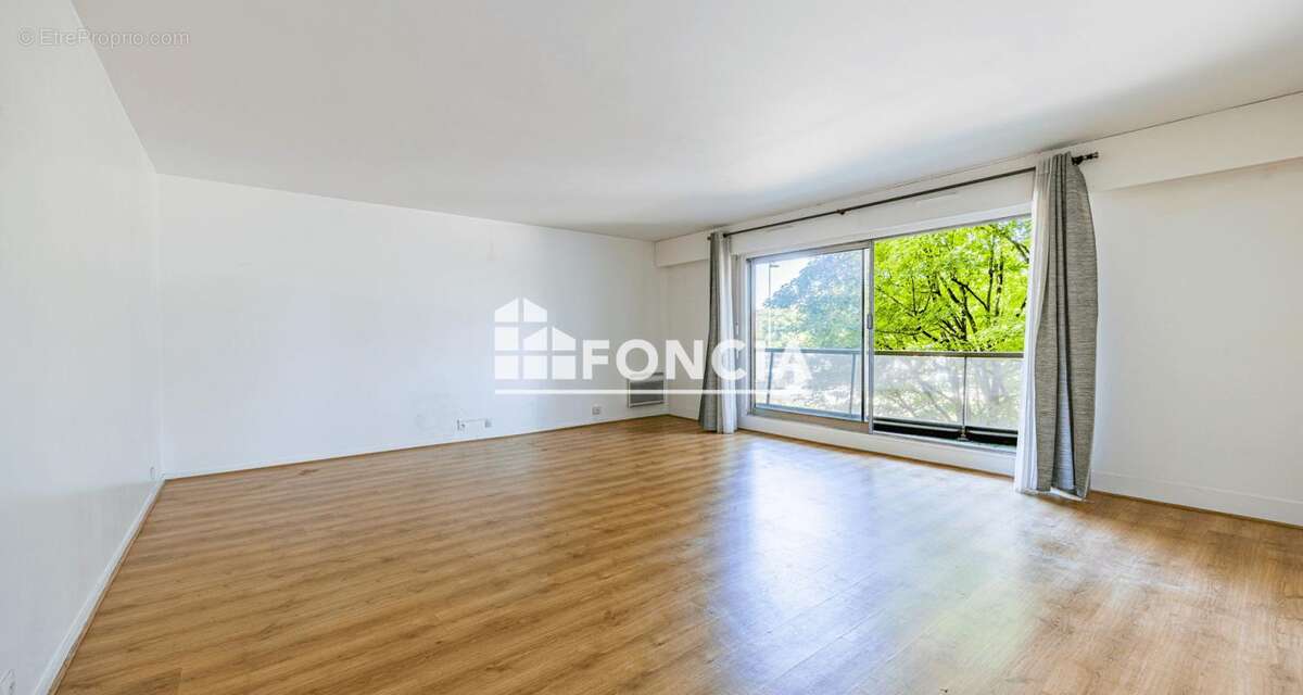 Appartement à SAINT-MAURICE