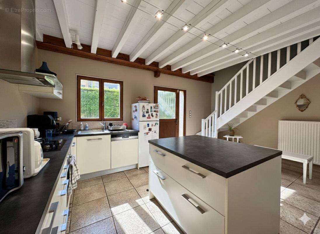 Maison à SAINT-ROMAIN-AU-MONT-D&#039;OR