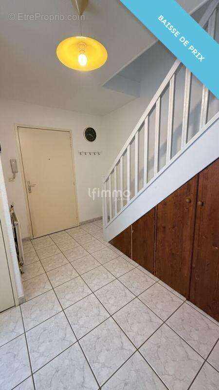 Appartement à SEREZIN-DU-RHONE