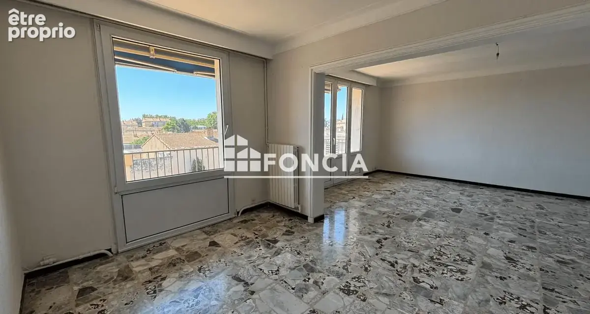 Grand appartement T5 de 96 m2 habitables avec TERRASSE, GARAGE et CAVE - photo 4