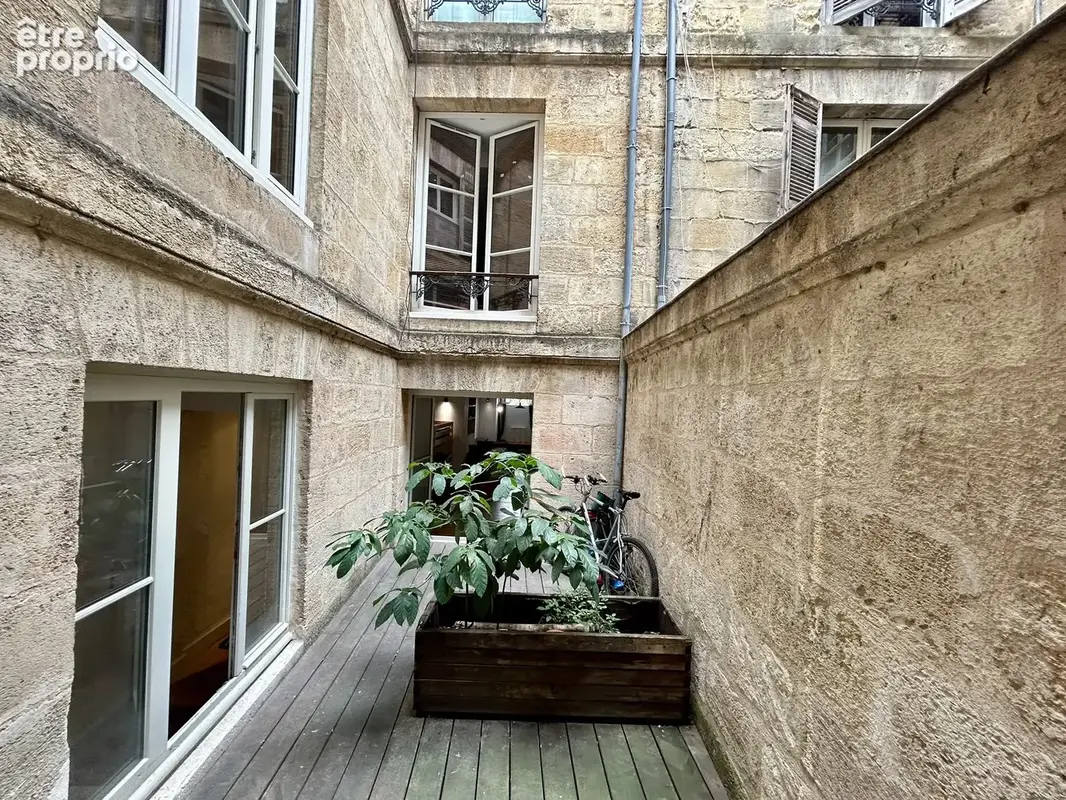 Appartement T2 traversant Porte de Bourgogne - photo 7