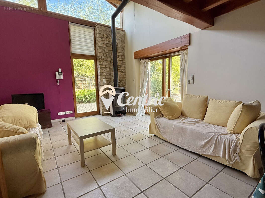 Maison 75 m² à Le Pin  - photo 3