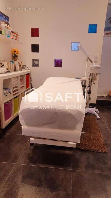 Photo 4 - Commerce à PARIS-9E