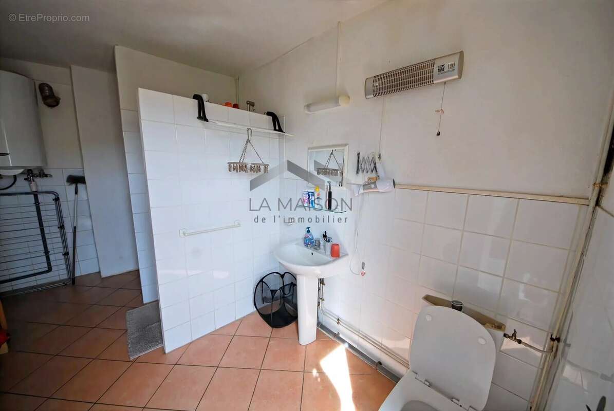 Appartement à LEVIE