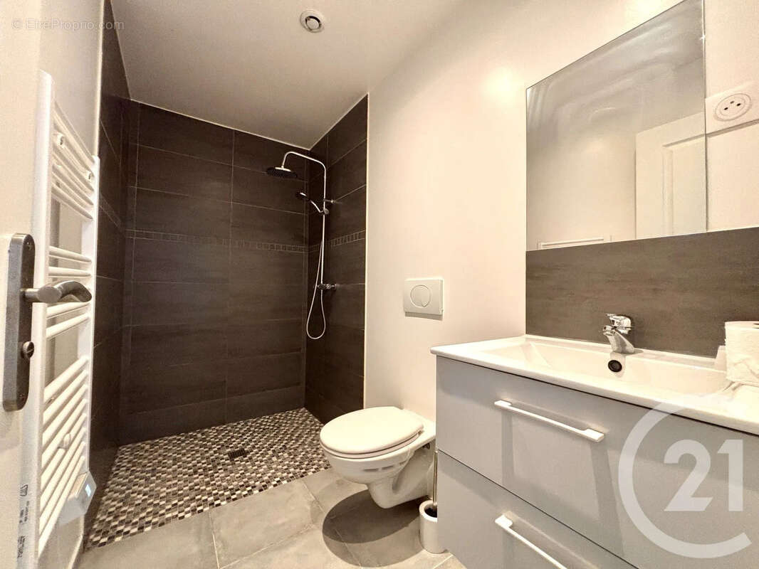 Appartement à CLICHY