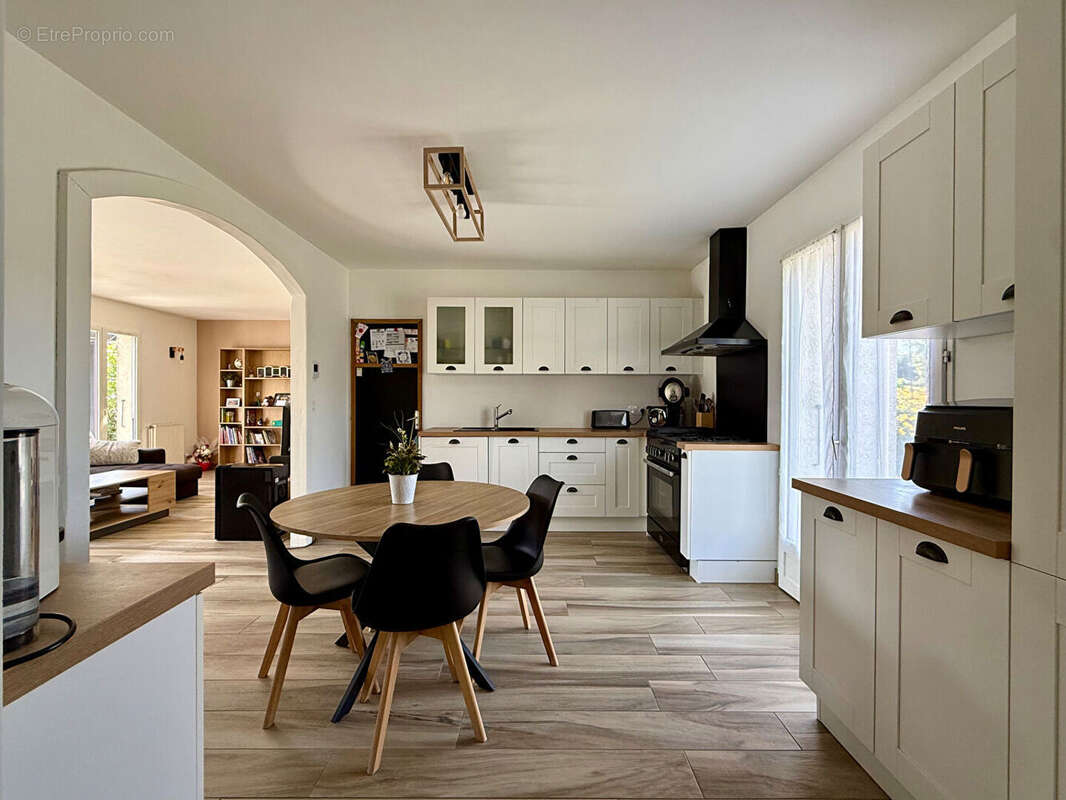 Maison à LA BOISSE