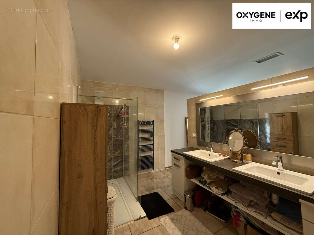 Maison à SAINT-CYPRIEN