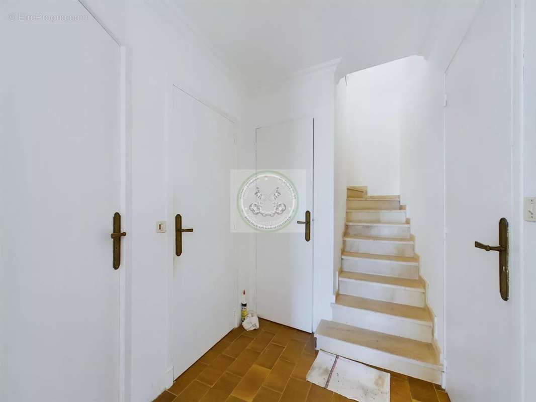 Maison à MONTAUROUX