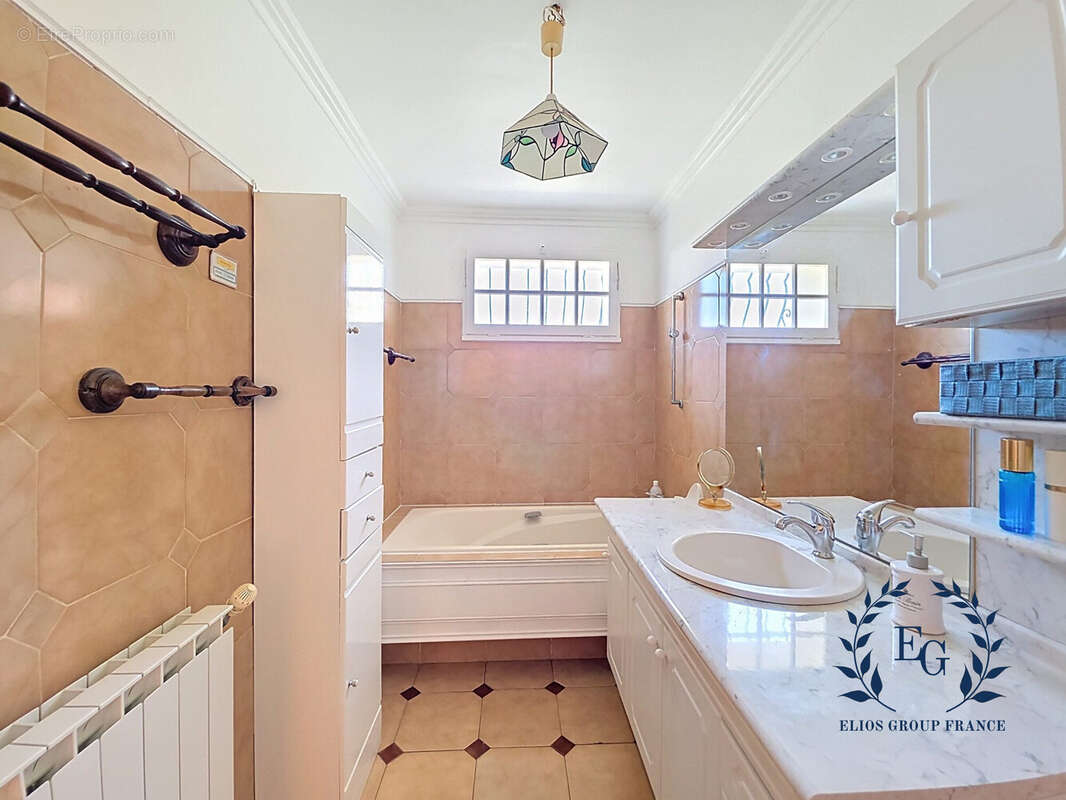 Maison à NAGES-ET-SOLORGUES