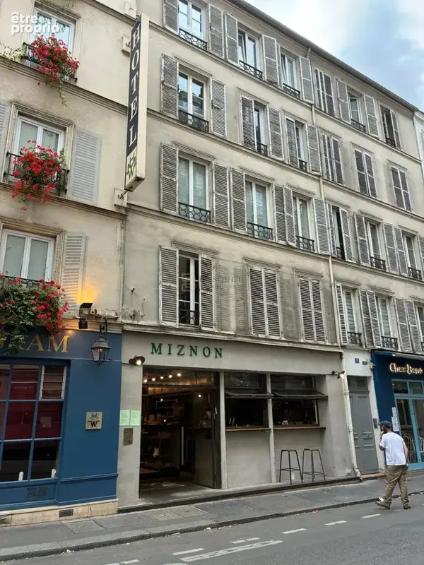 Paris 17ème - Fonds de commerce restaurant 124 m² - Rue Rennequin - photo 1